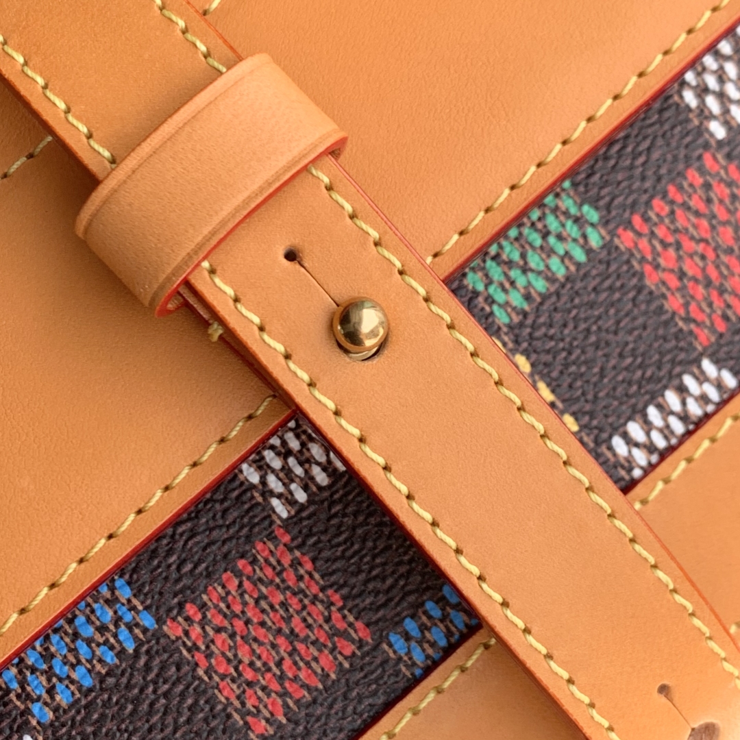 l0vis Vvtt0n steamer east west-n00187-11 x 5 x 20cm