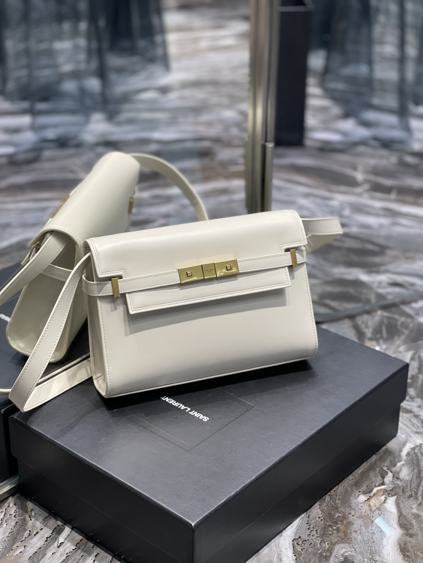 Y*L manhattan-26×18×6cm