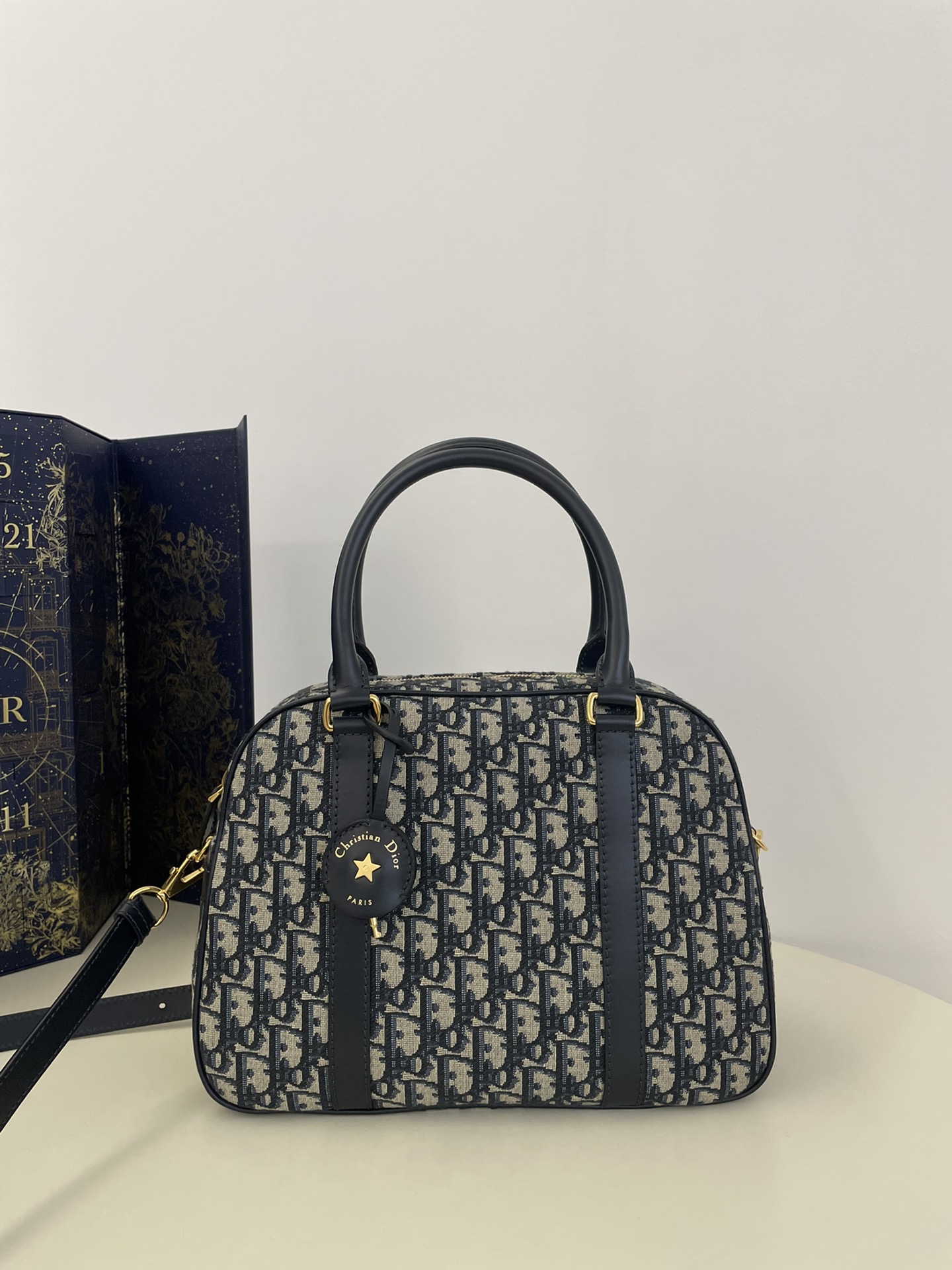 D*or vibe bowling bag-31*11.5*22.5cm