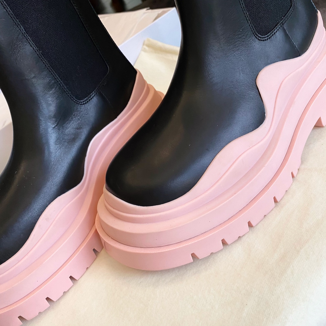 bo*te*ga Ve*ne*ta boots