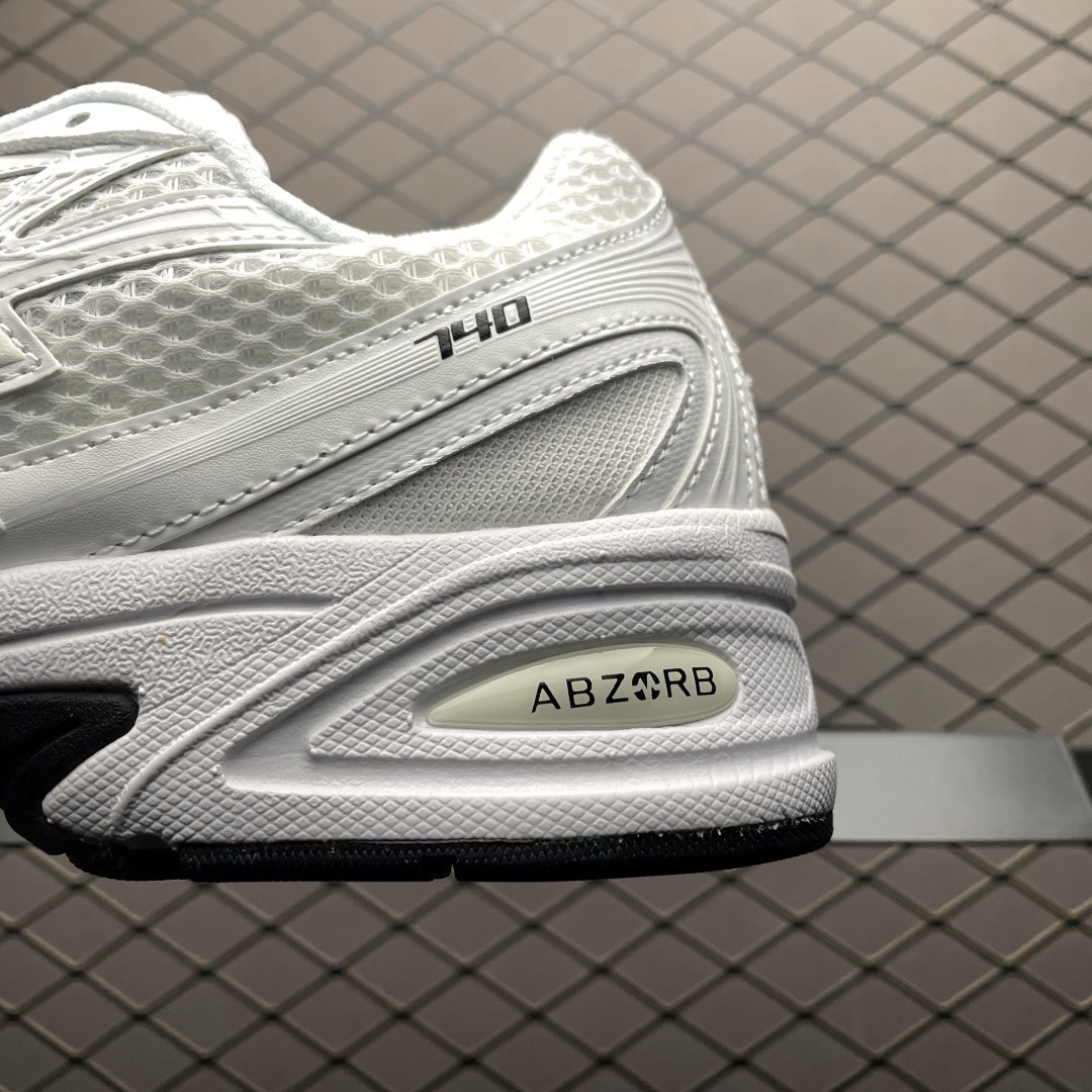New Balance 740 "Triple White" Sneakers | White