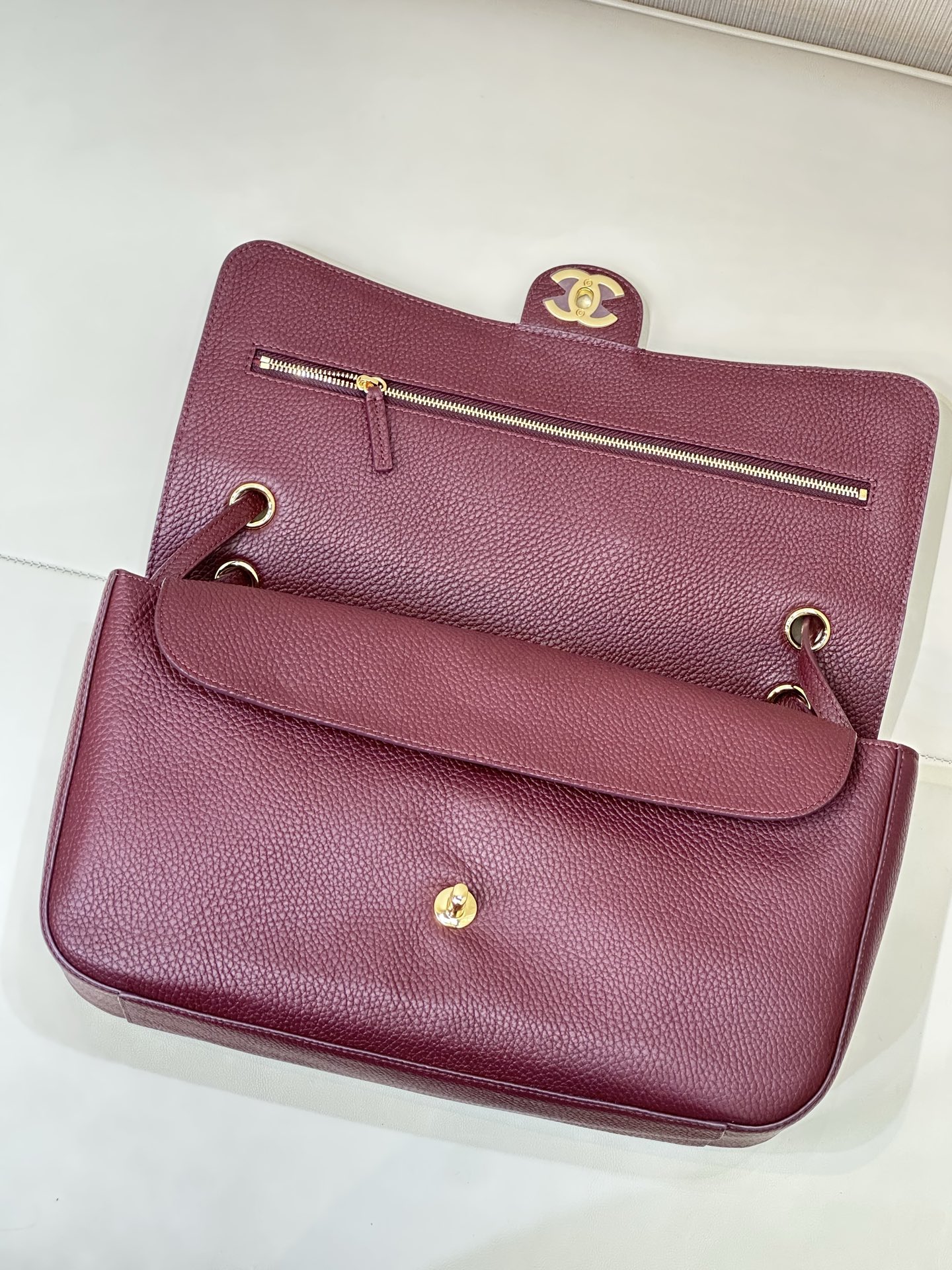 Cha*nel Grained Calfskin Small Souplissimo Maxi Flap-32CM