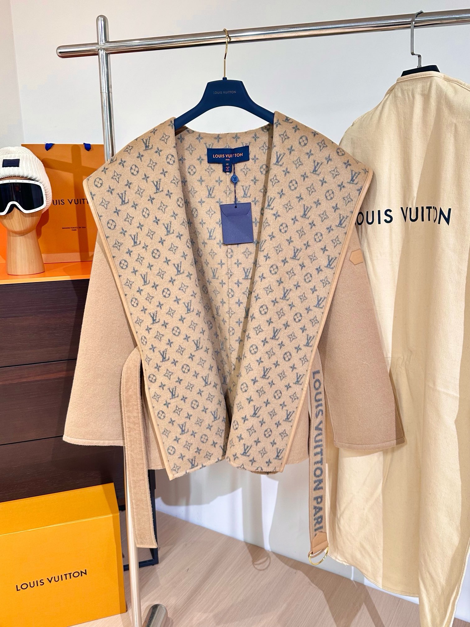 Lou*is Vuitt*on Wool Trench Coat
