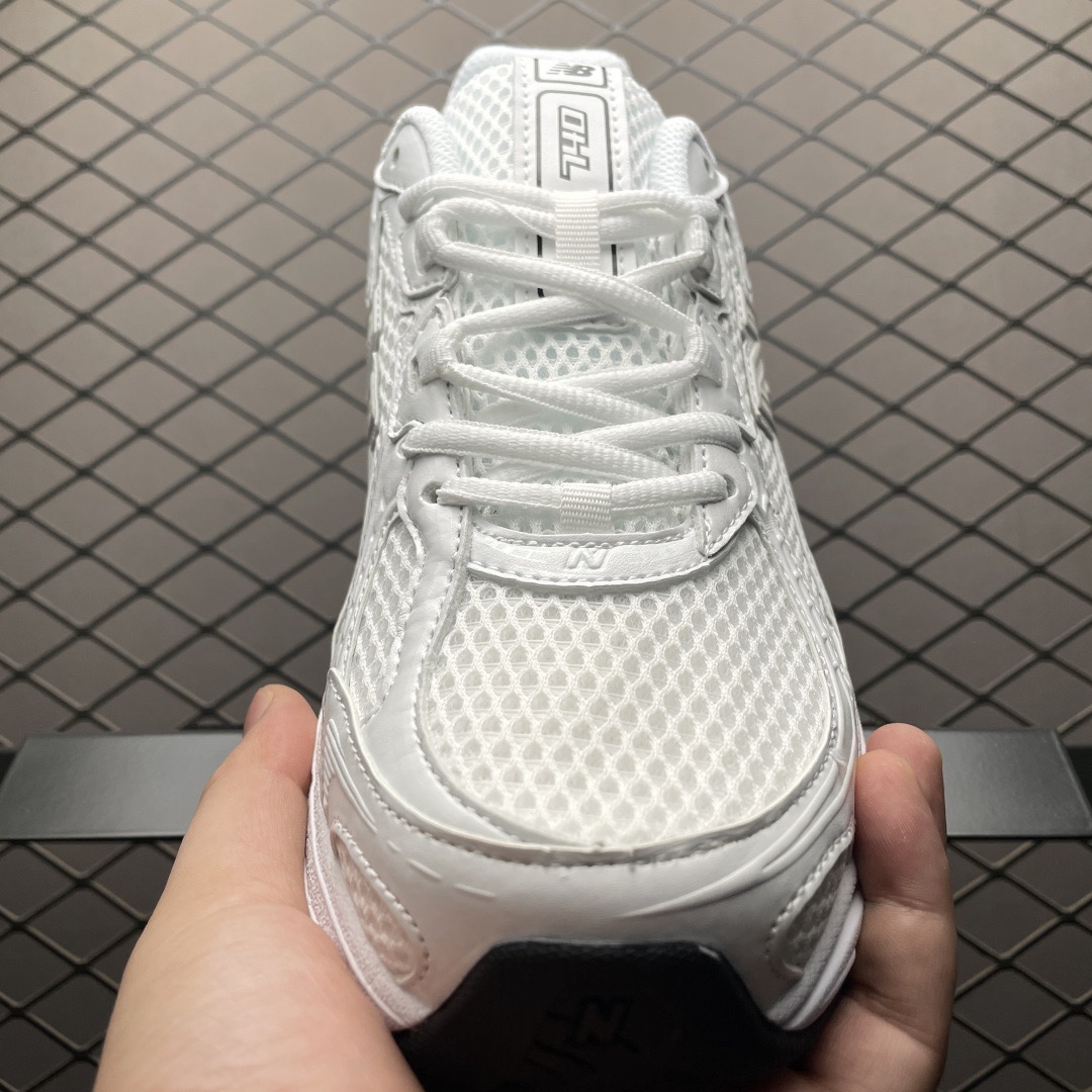 New Balance 740 "Triple White" Sneakers | White