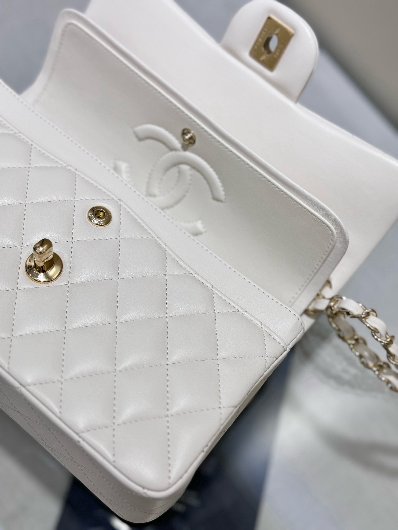 Ch@nel Flap Bag-Lambskin Leather-23CM