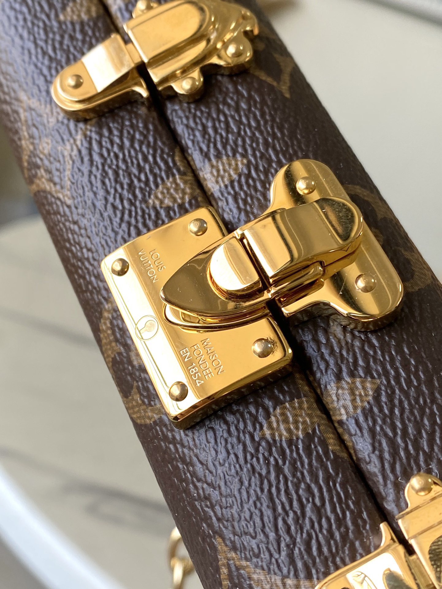 l0vis Vvtt0n petite malle handbags-18.5 × 10.2 × 5 cm