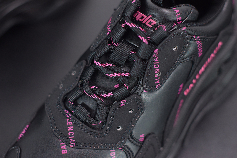 Ba*len*cia*ga triple s