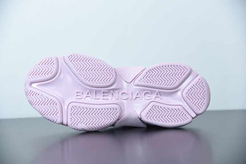 Ba*len*cia*ga triple s