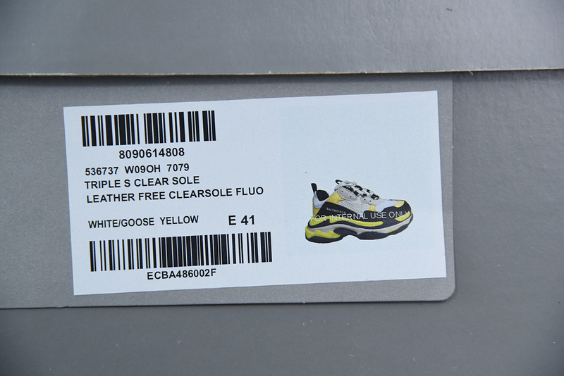 Ba*len*cia*ga triple s