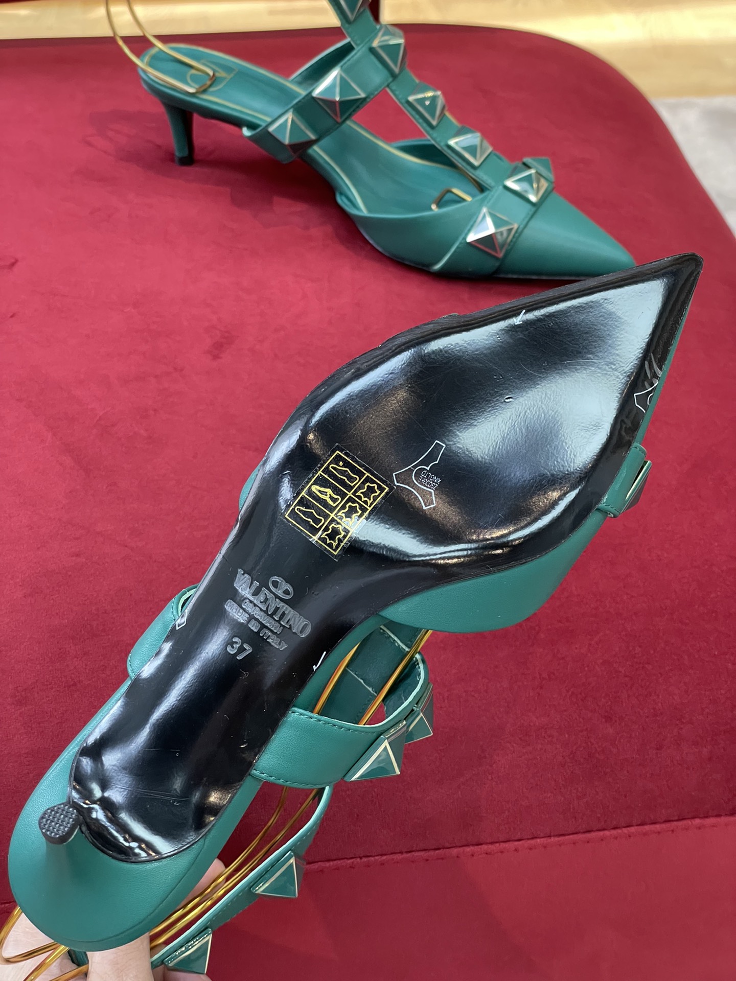 Va1e*ntin0 2022ss heels(size:35-42)