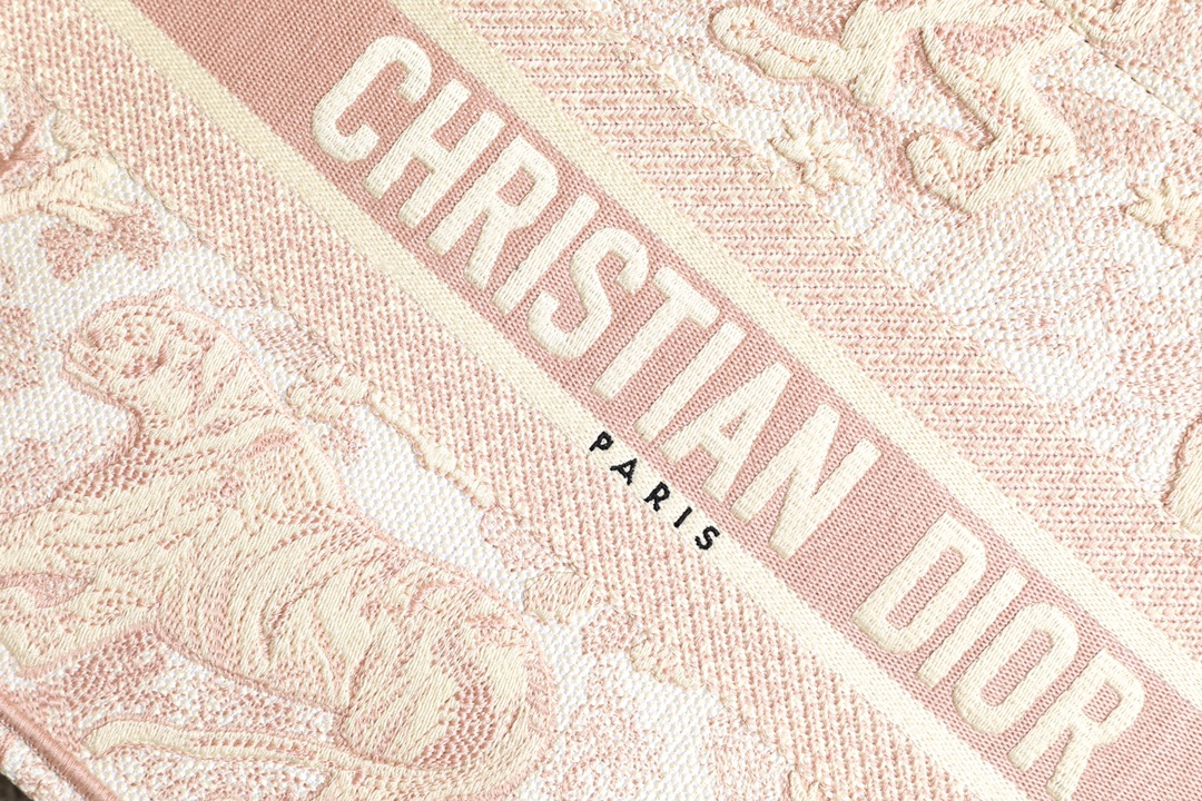 D*or small book tote-36.5cm