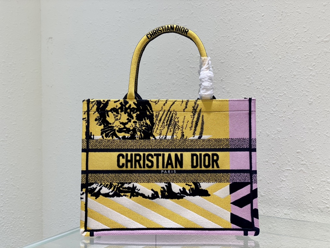 D*or small book tote-36.5cm