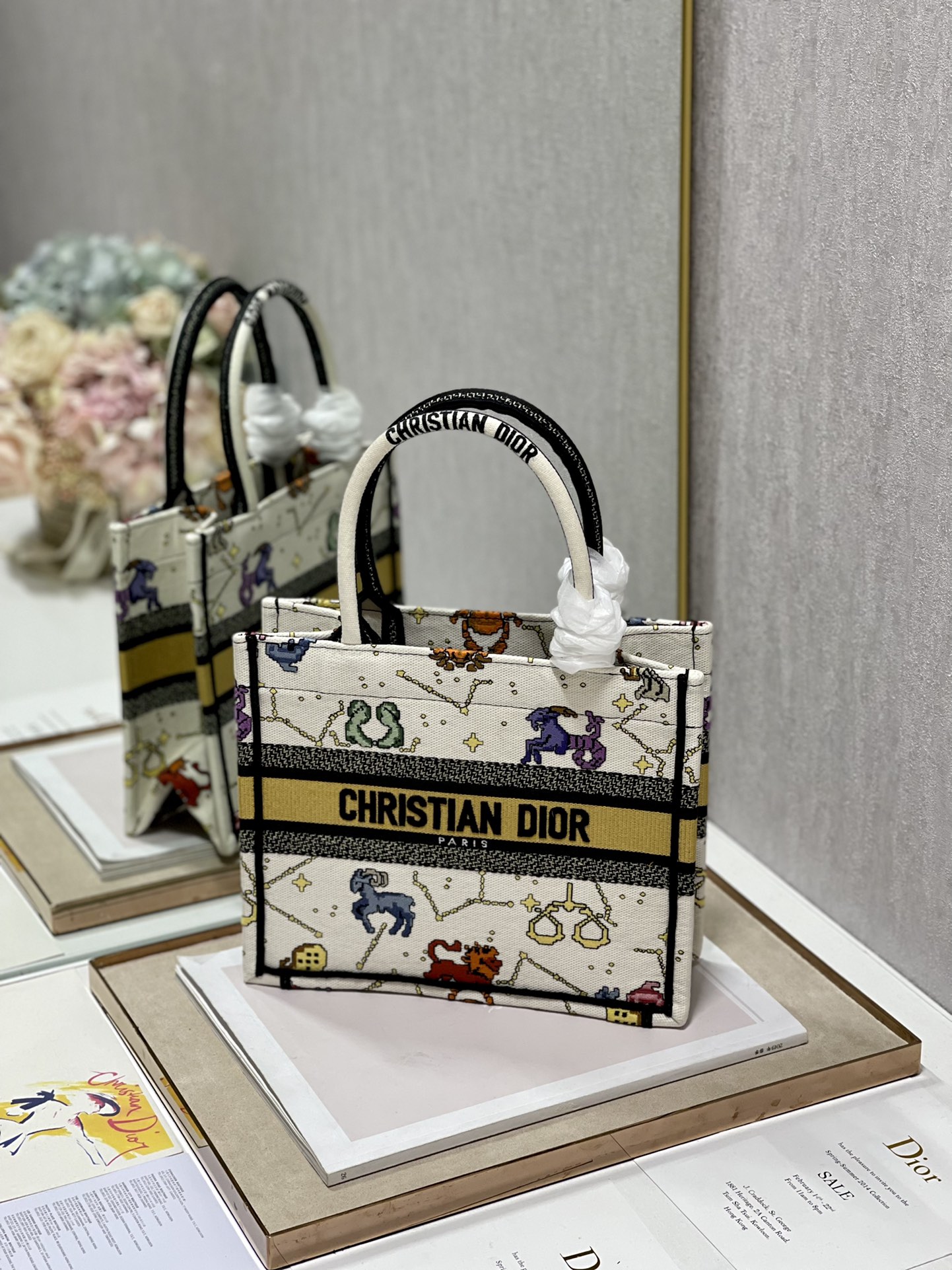 D*or small book tote-26*8*22cm