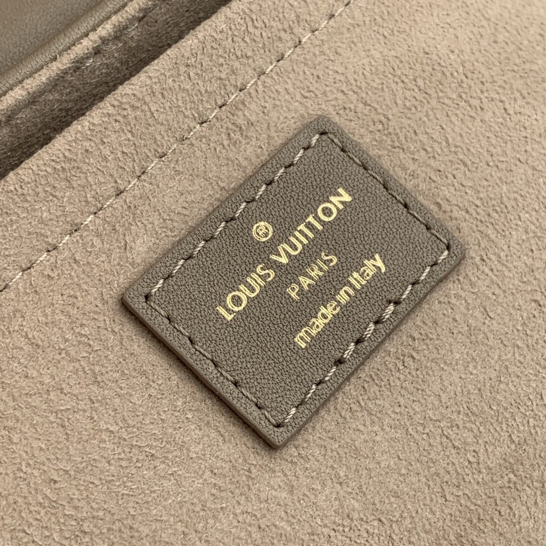 l0*is V*t0n new wave bag-24x14x9cm