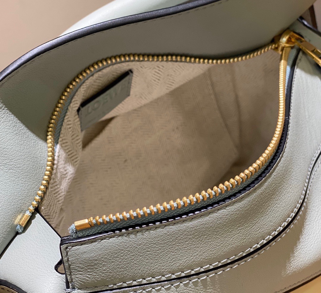 L0ew* puzzle small bag-24*10*14cm