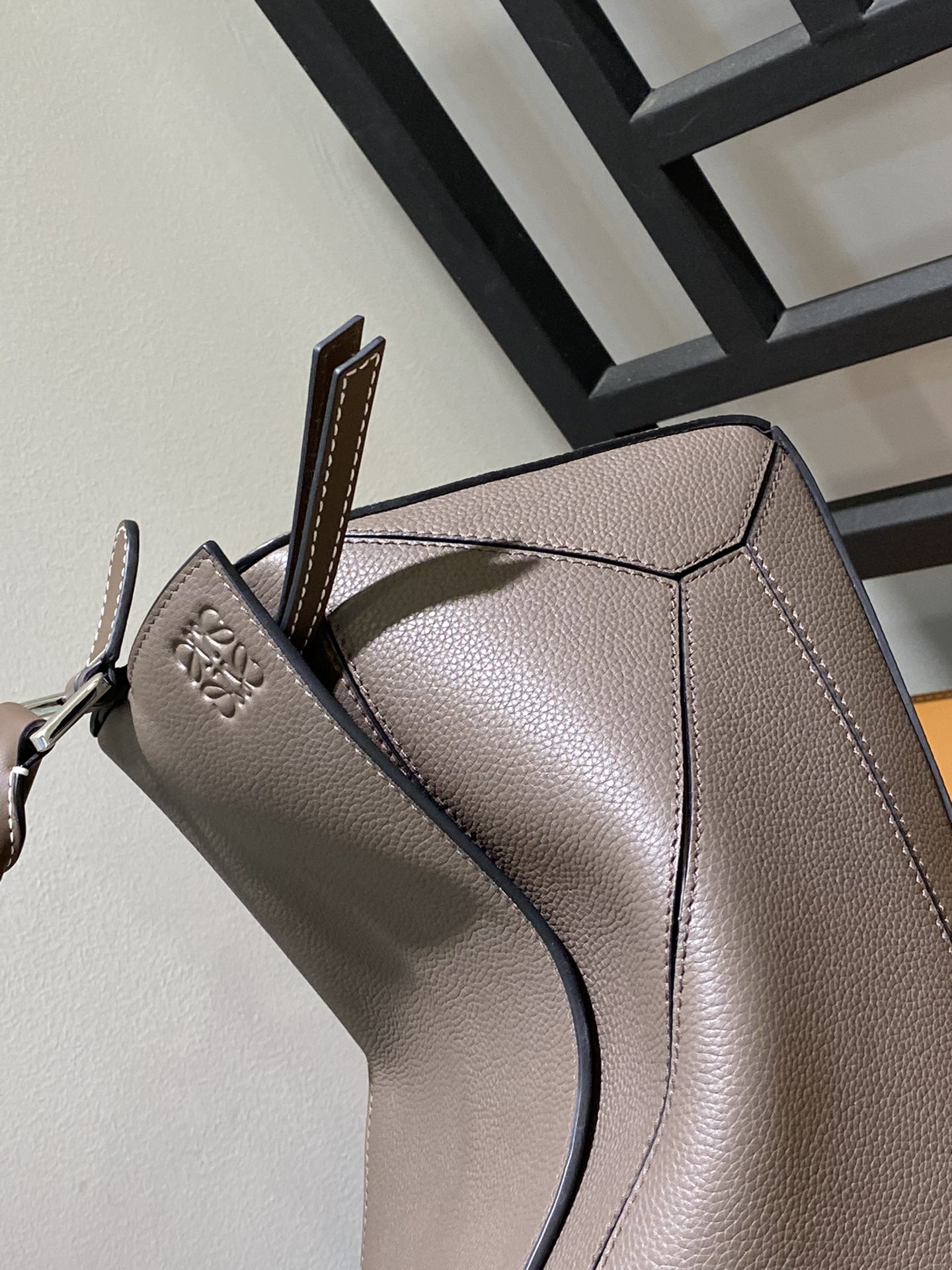 L0ew* puzzle medium bag-29*18*12cm