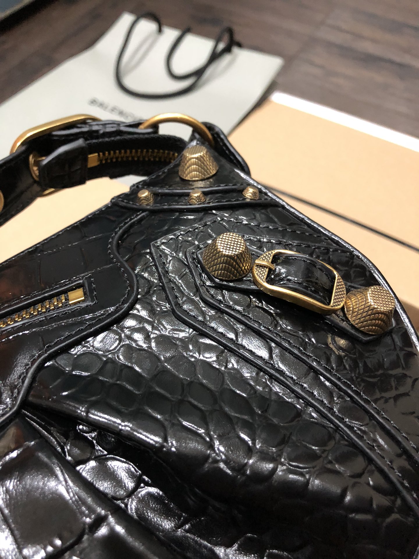 Balenciag Le Cagole Handbags-33*16*8CM