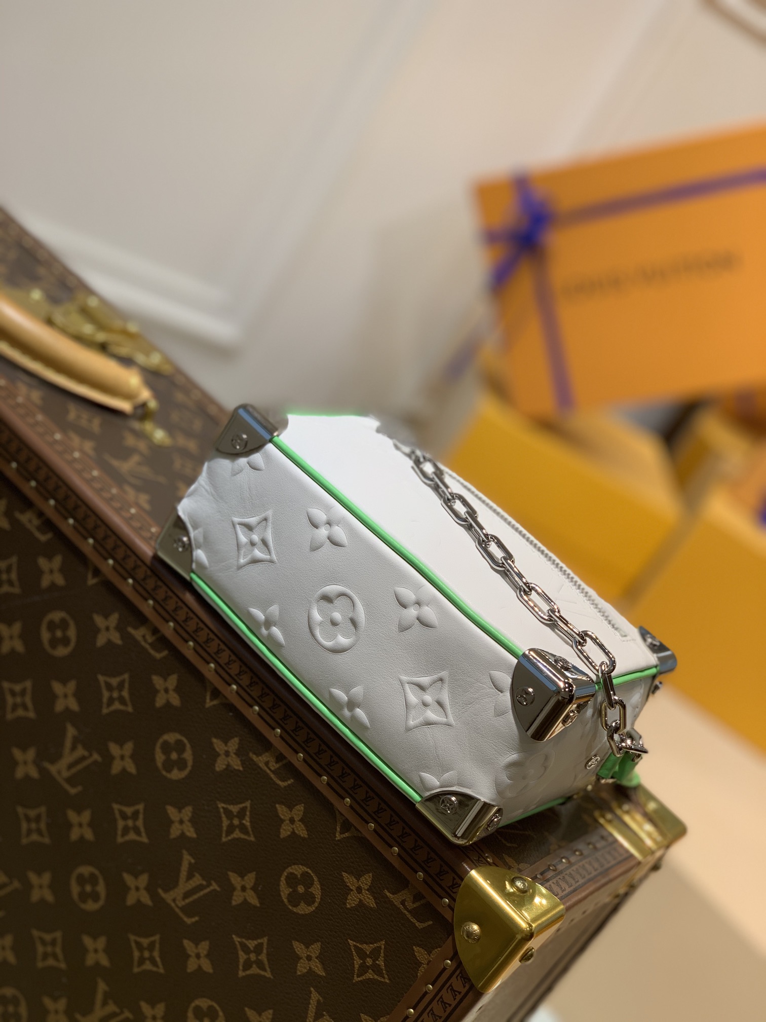 l0*is V*t0n mini soft trunk m80033-18.5 x13x8cm