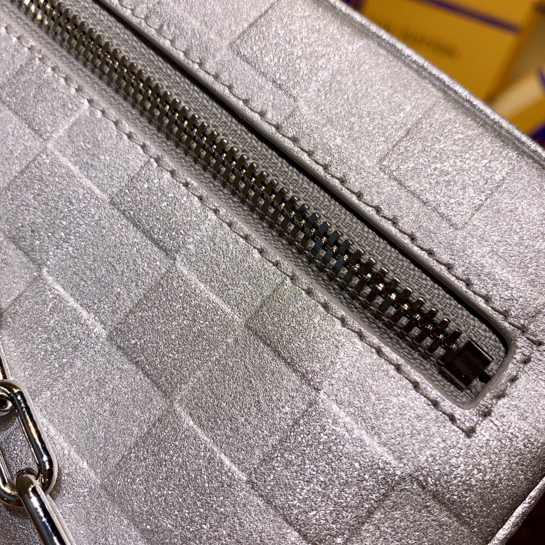 l0*is V*t0n mini soft trunk-m59726 -18*13*8m