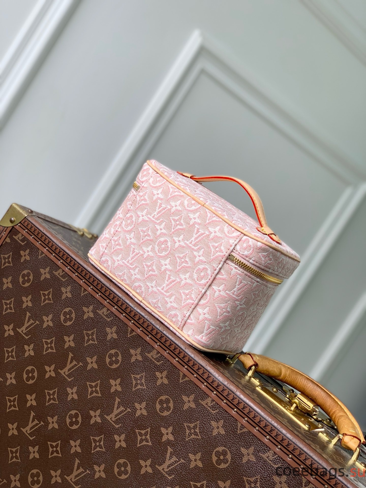 L0vis Vvtt0n Nice Mini Other Monogram Canvas -20 x 13.5 x 12CM