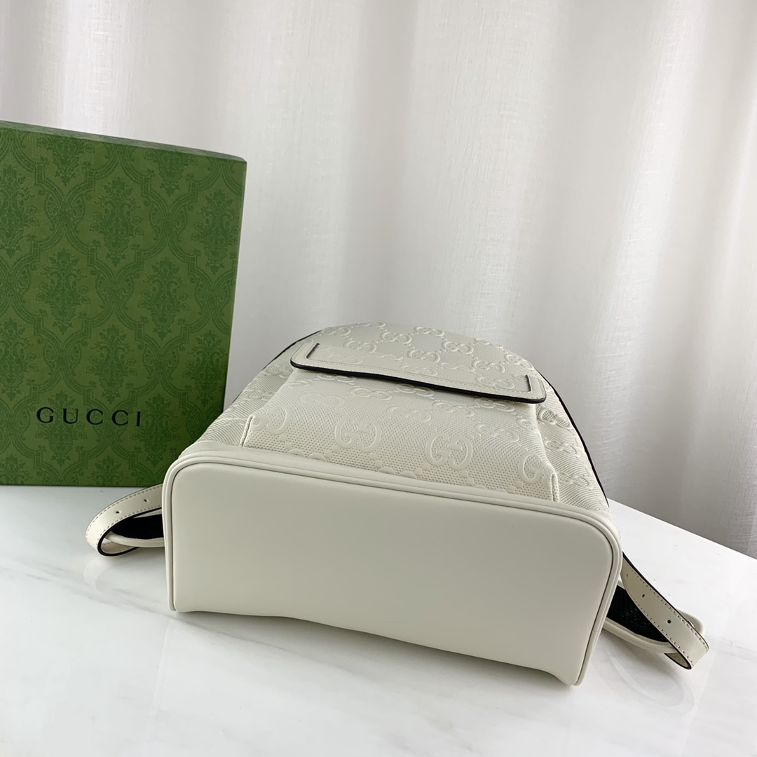 G*u*i backpack-27*37*13cm