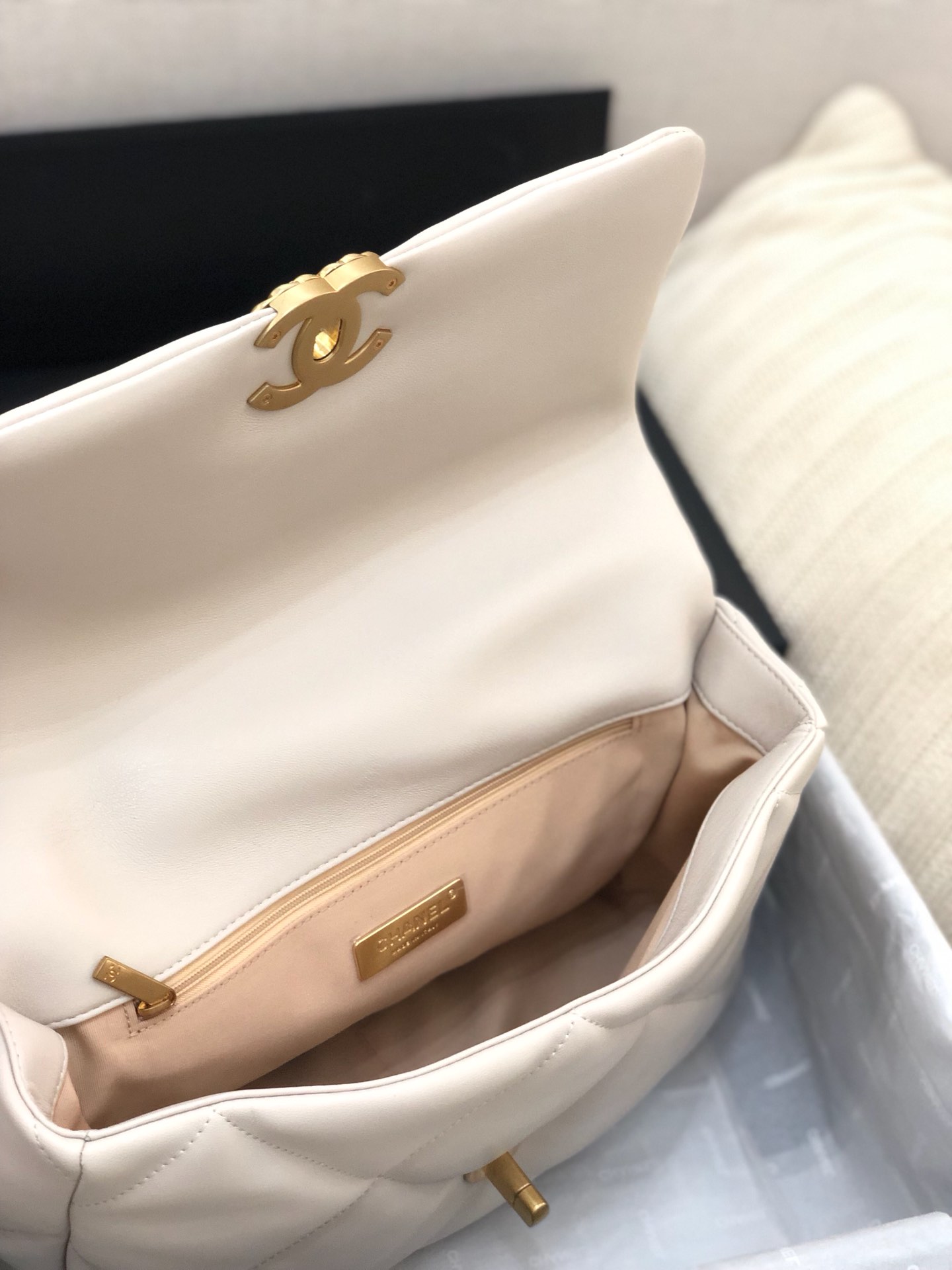 Ch@nel 19 Flap Bag-26&30CM