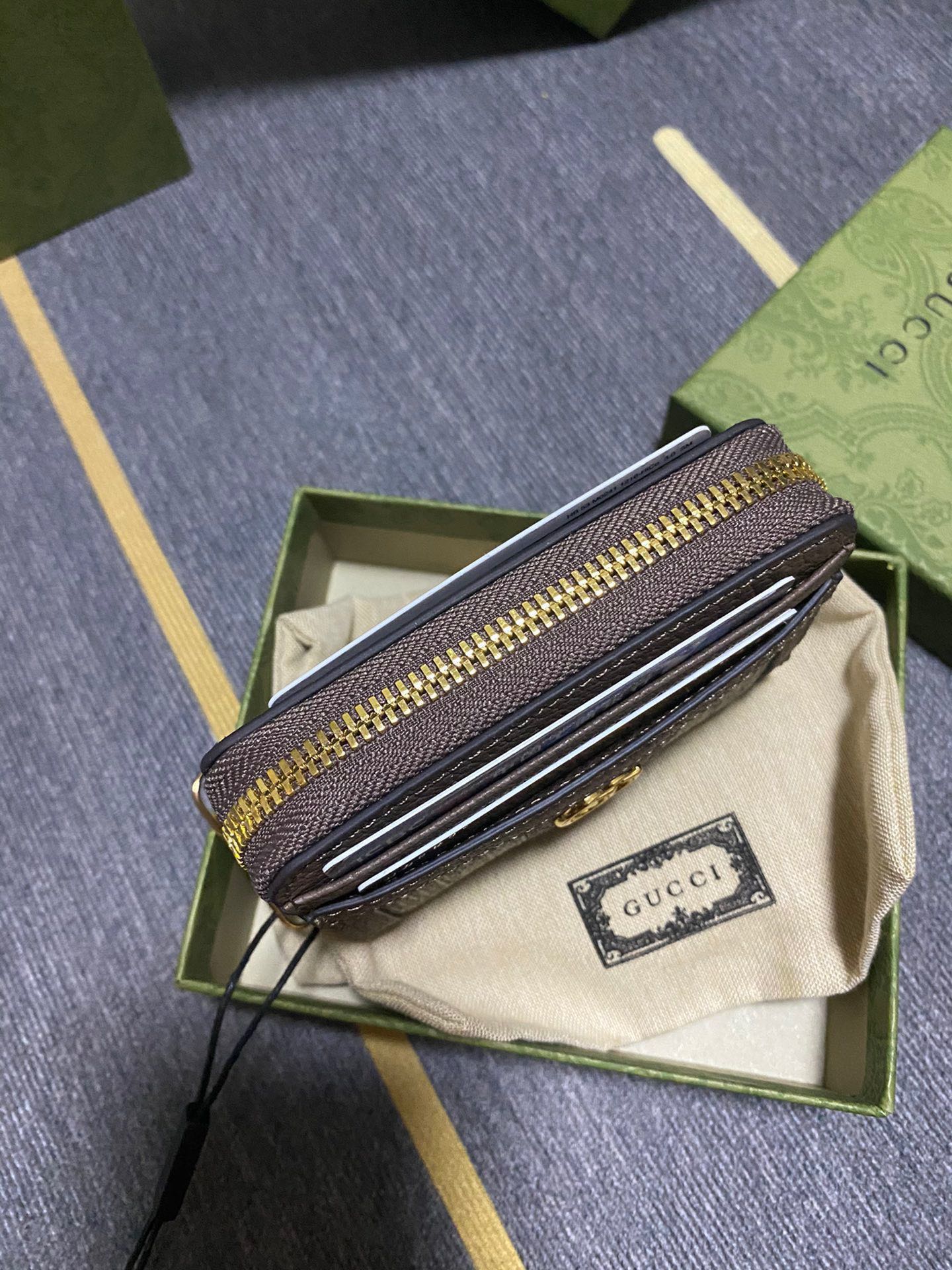 G*u*i wallet-11.5*8.5*3cm