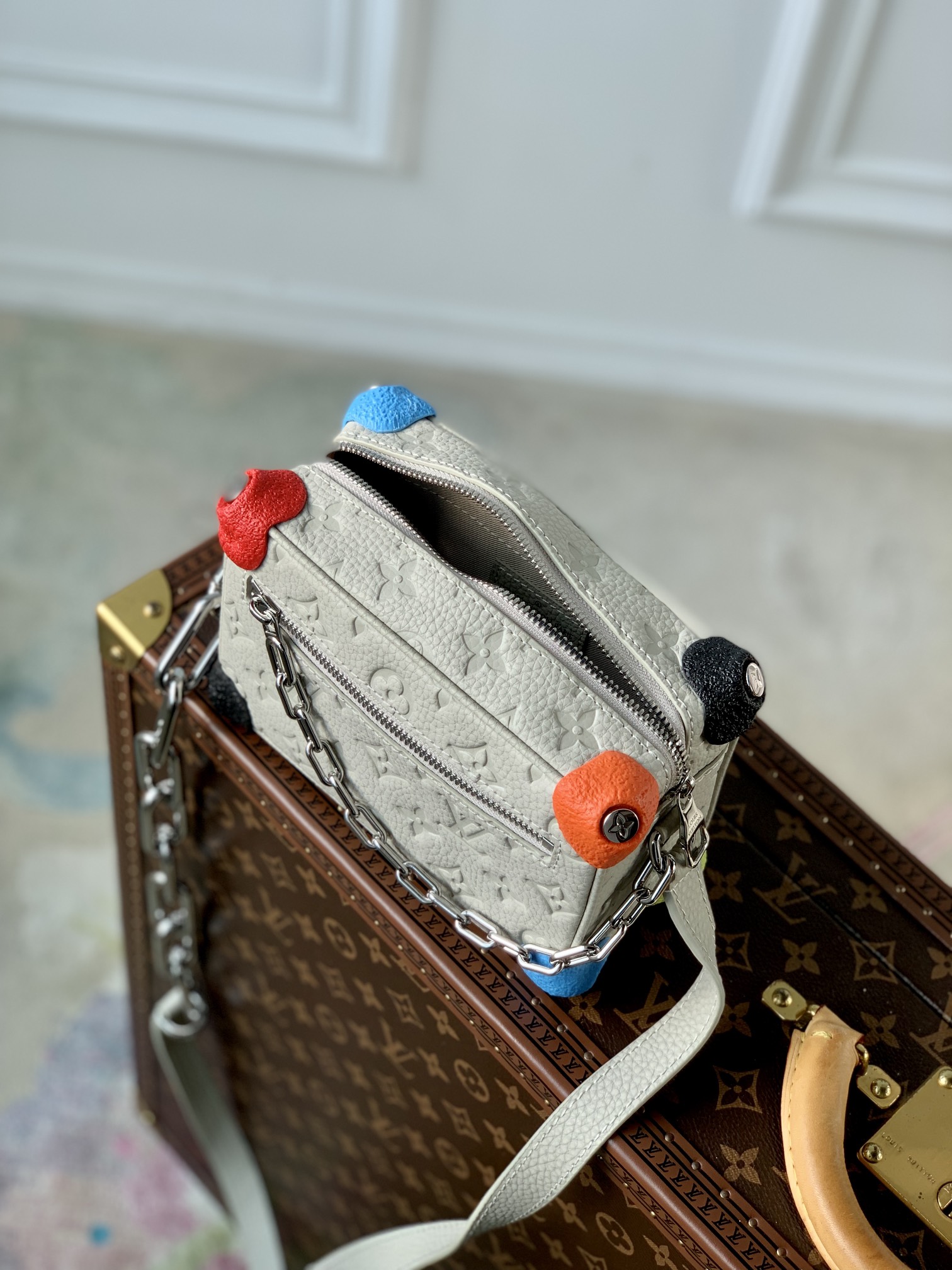 l0*is V*t0n mini soft trunk-m81606 -18*13*8m