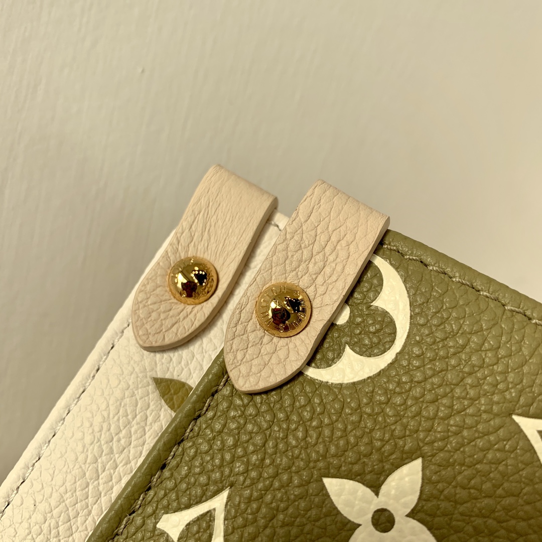 l0*is V*t0n spring in the city onthego handbag-35*27*14cm