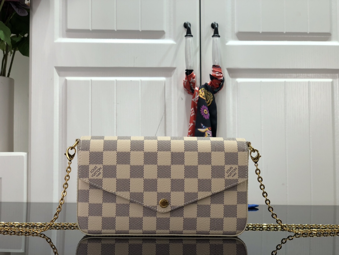 l0*is V*t0n pochette félicie wallet -21*11* 2cm