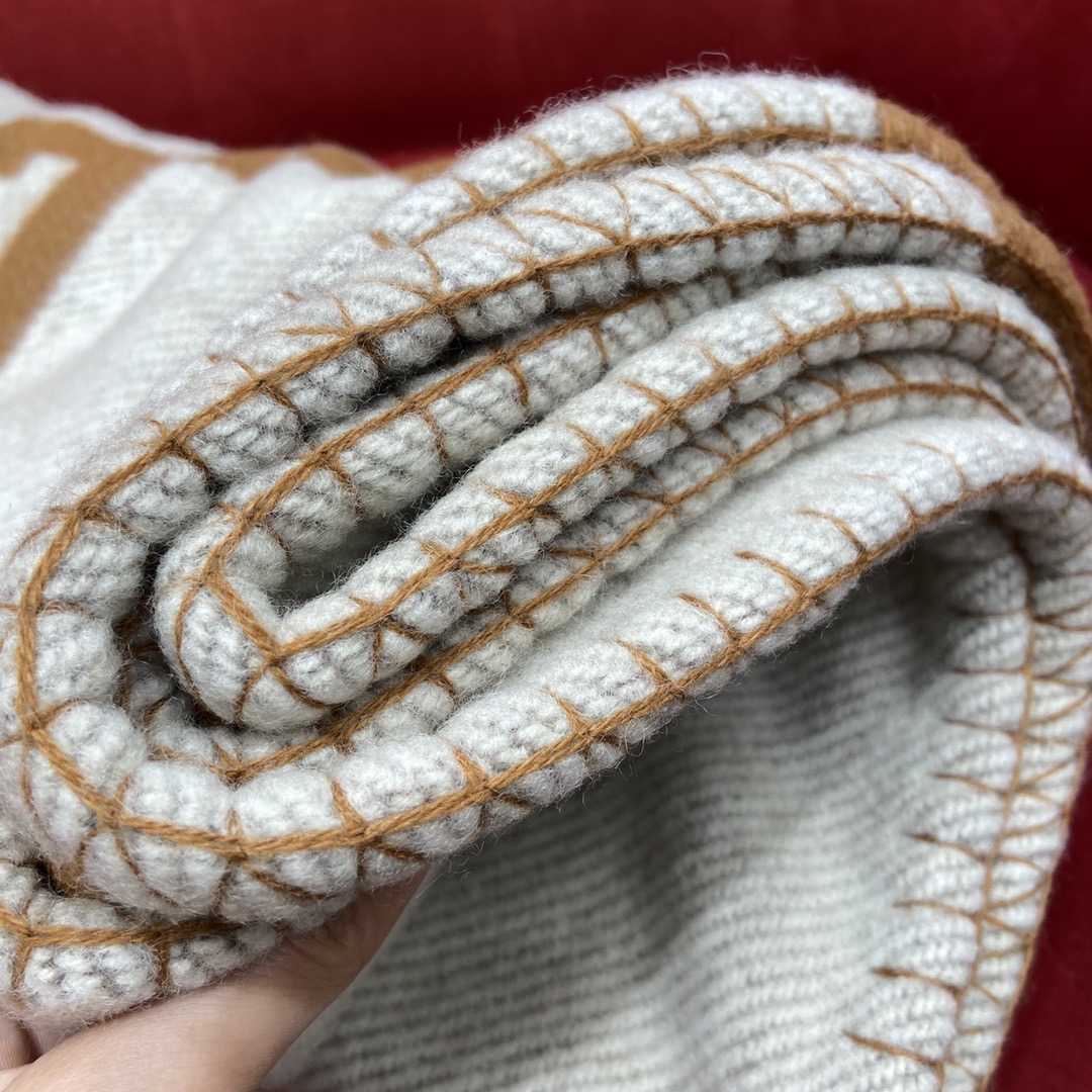 H**me5 blankets-170*135cm