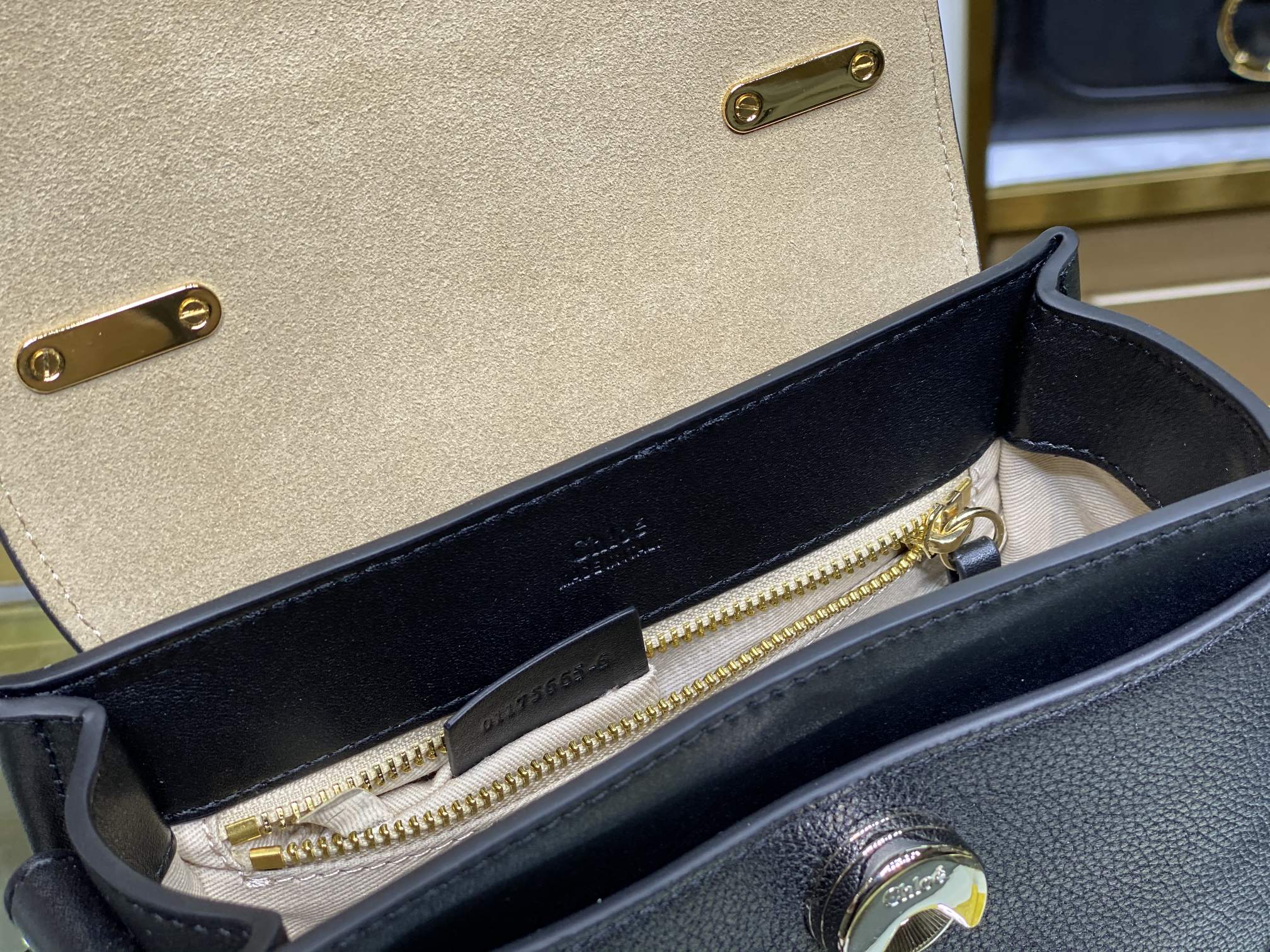 Ch10e tess bag-21*8*17cm