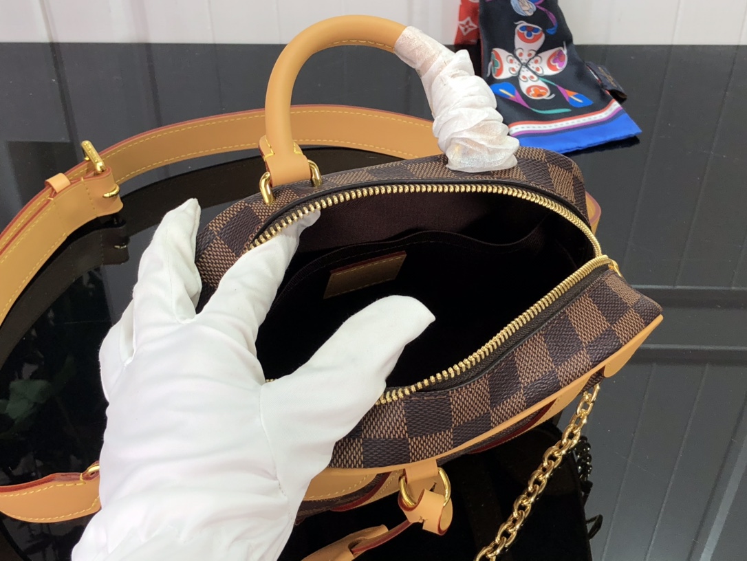 l0*is V*t0n valisette souple bb-21*16*7cm