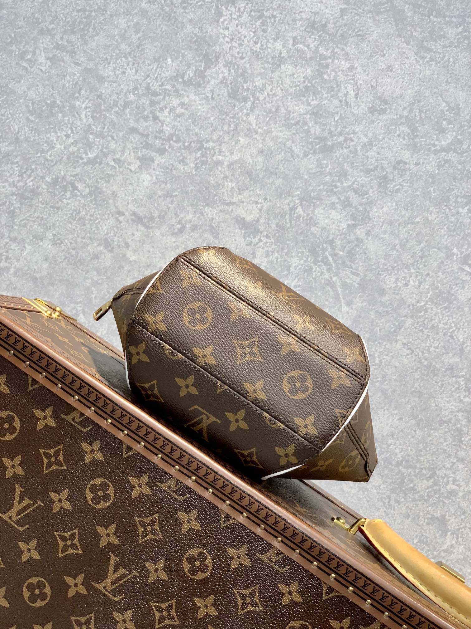 l0*is V*t0n m20752 ellipse bb-23*20*10cm