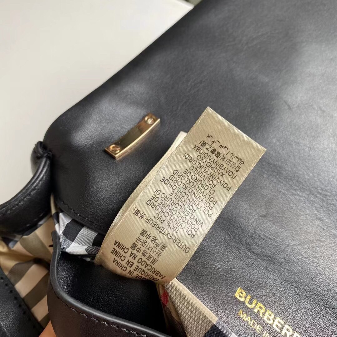 B**rry lola chain bag-23*13*6cm