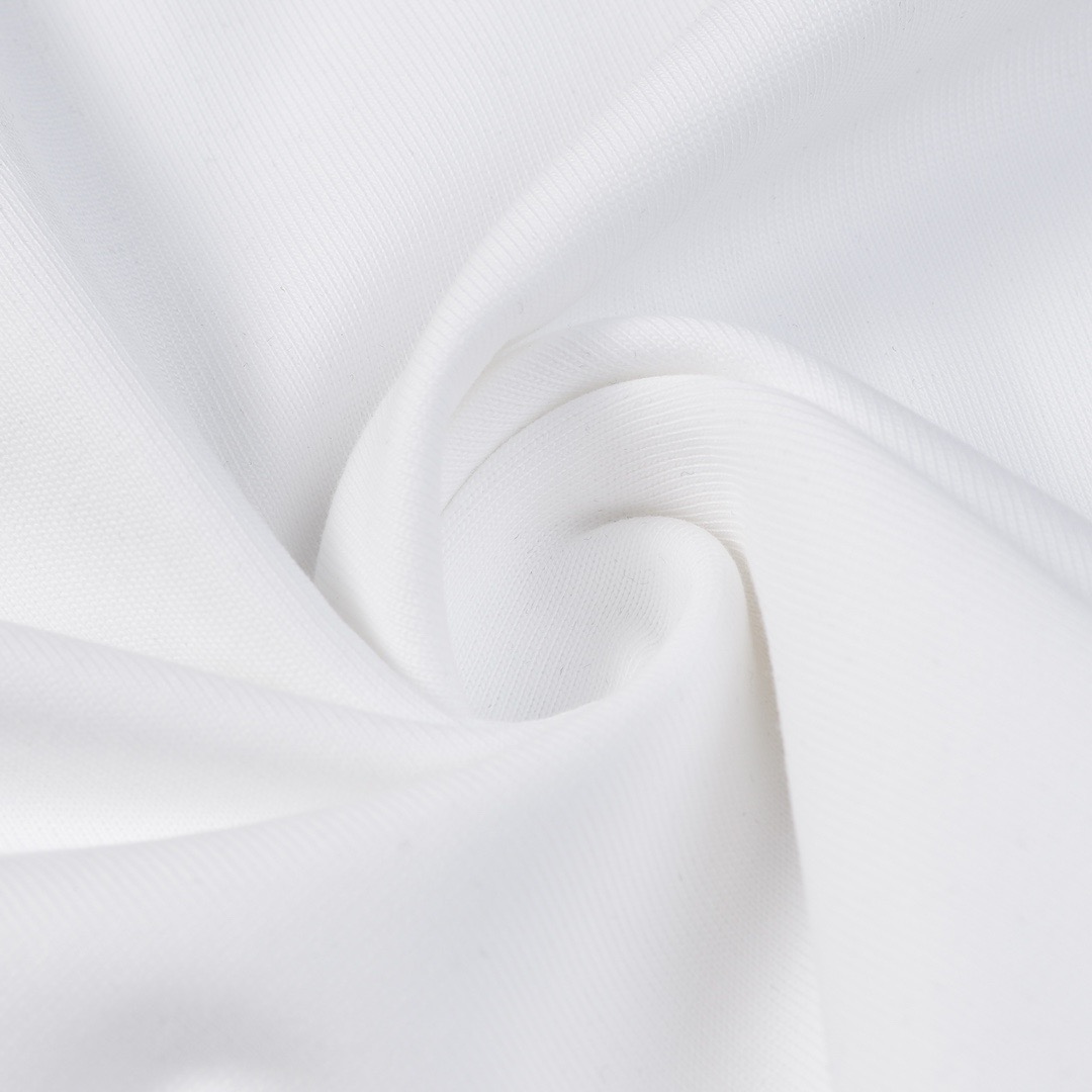 l0vis Vvtt0n t-shirt