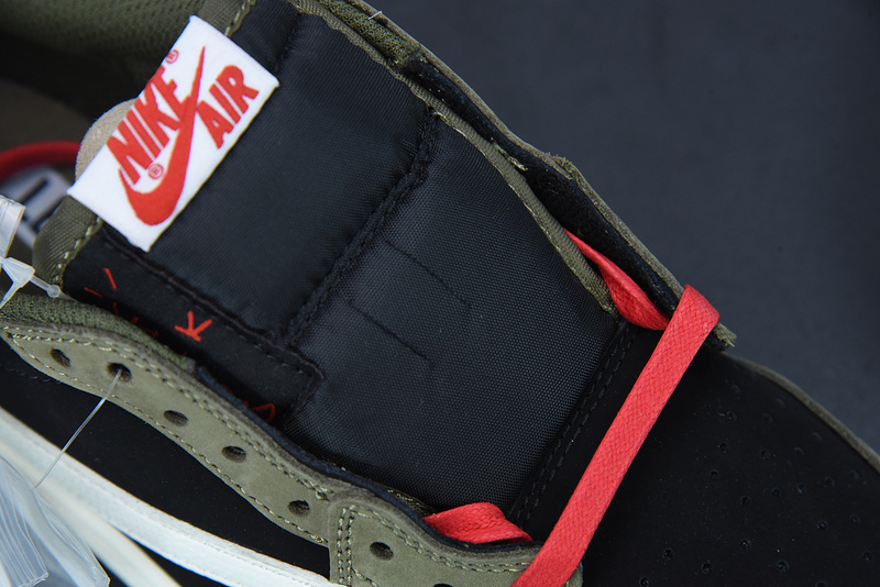 TRAVIS SCOTT X AIR JORDAN 1 LOW DARK MOCHA BLACK CQ4277-105