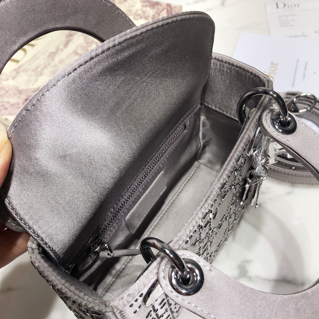 lady D*or mini-17*15*8cm