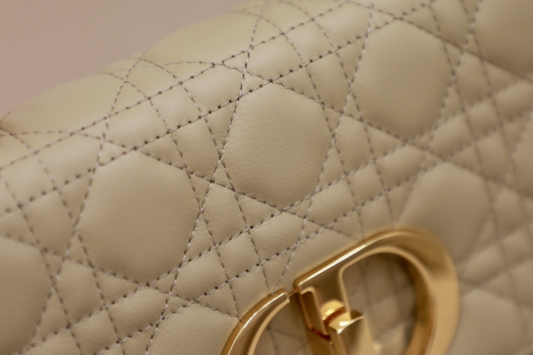 D*or 2021 caro bag-28*17*9cm