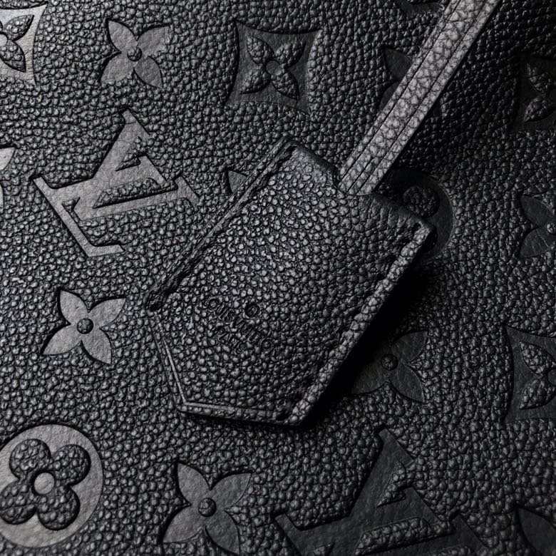 l0*is V*t0n montaigne bb-29*20*13cm