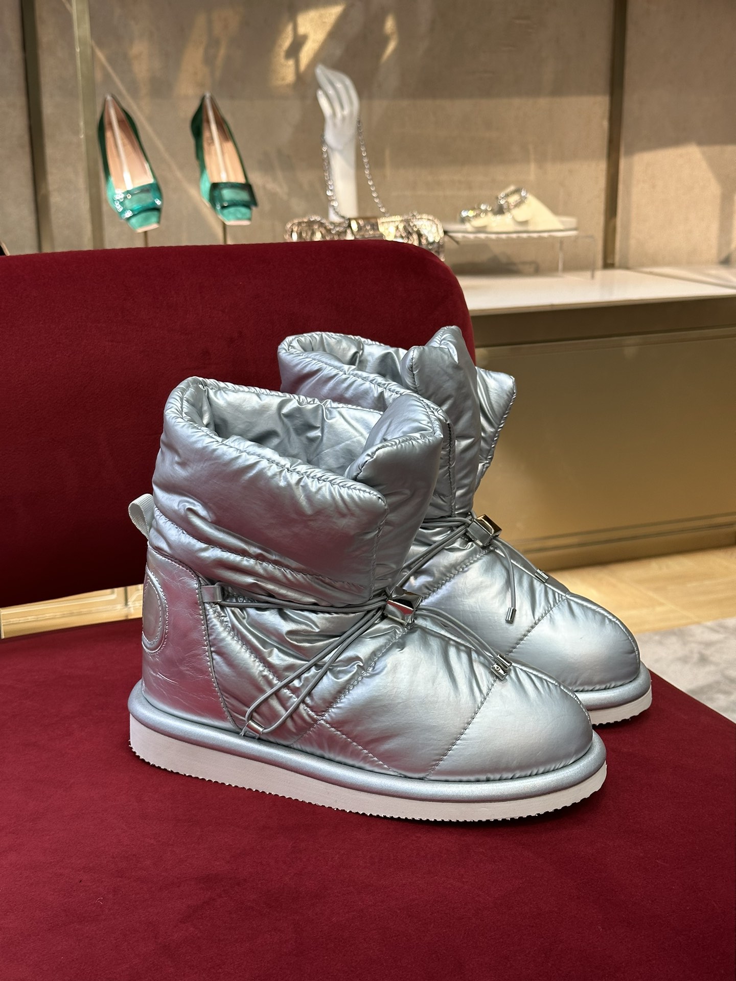 Va1e*ntin0 boots(eu35-42)