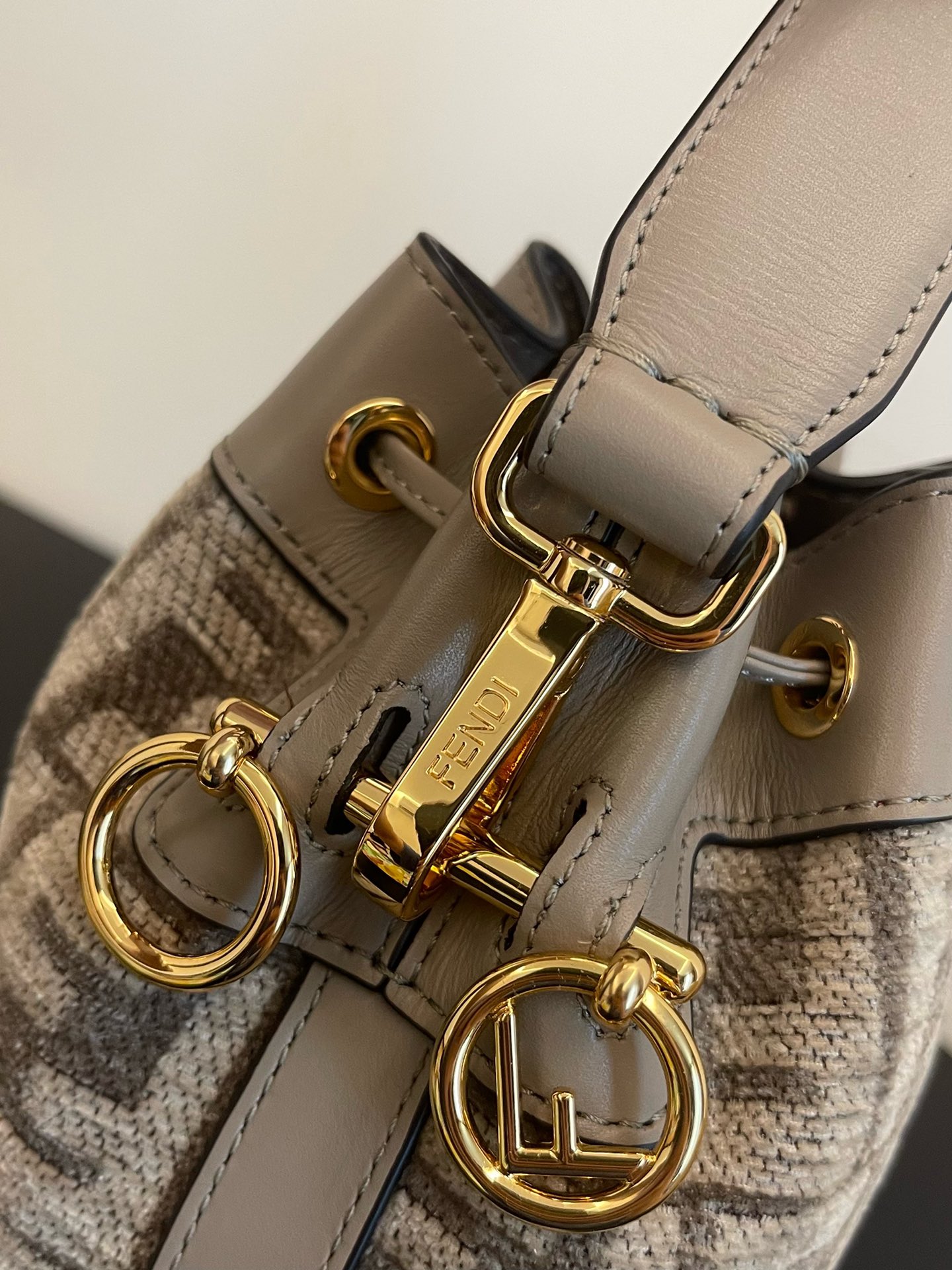 F**di mini mon tresor bag -12x18x10cm