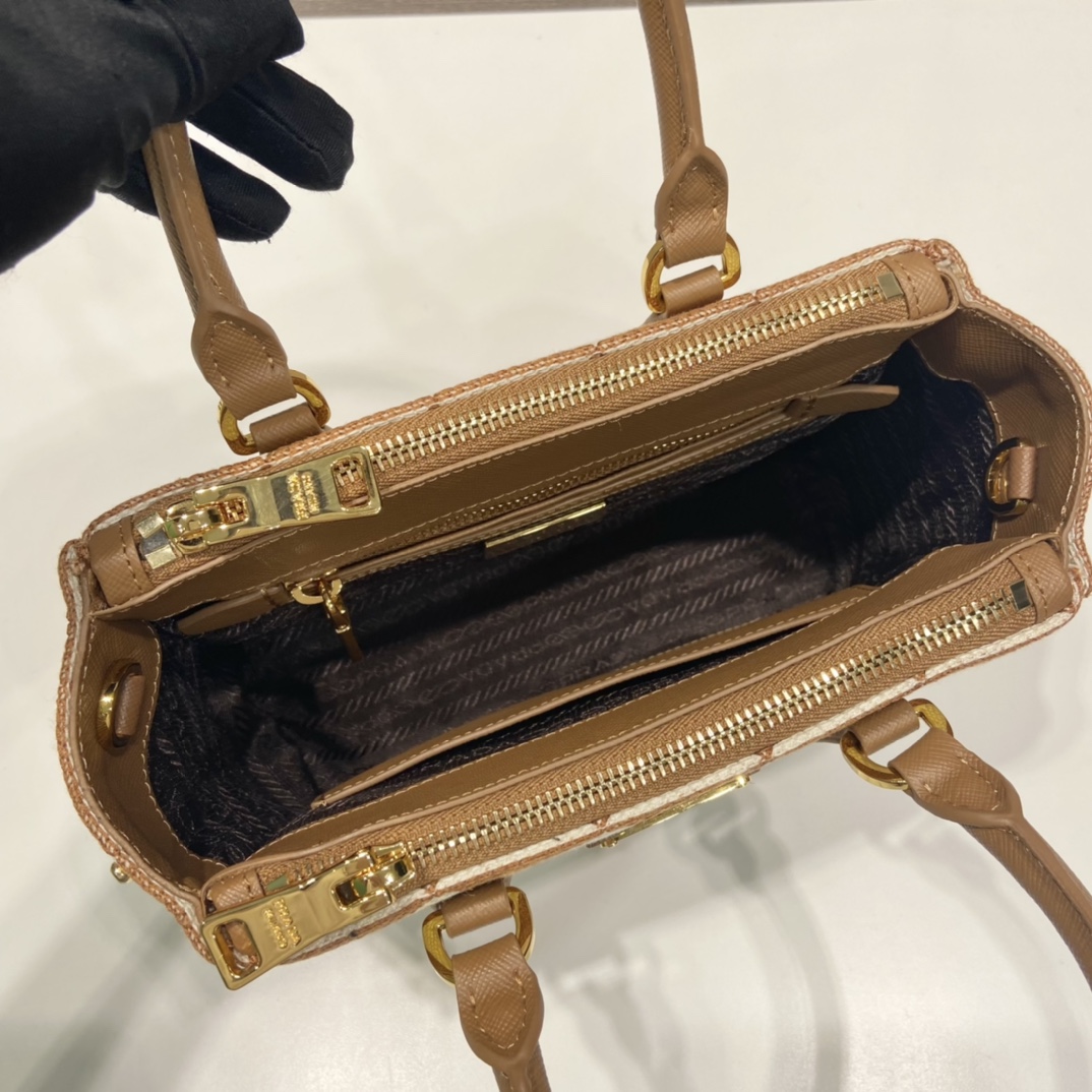 Pra*a borsa galleria in saffiano 1ba846-20*14*11cm