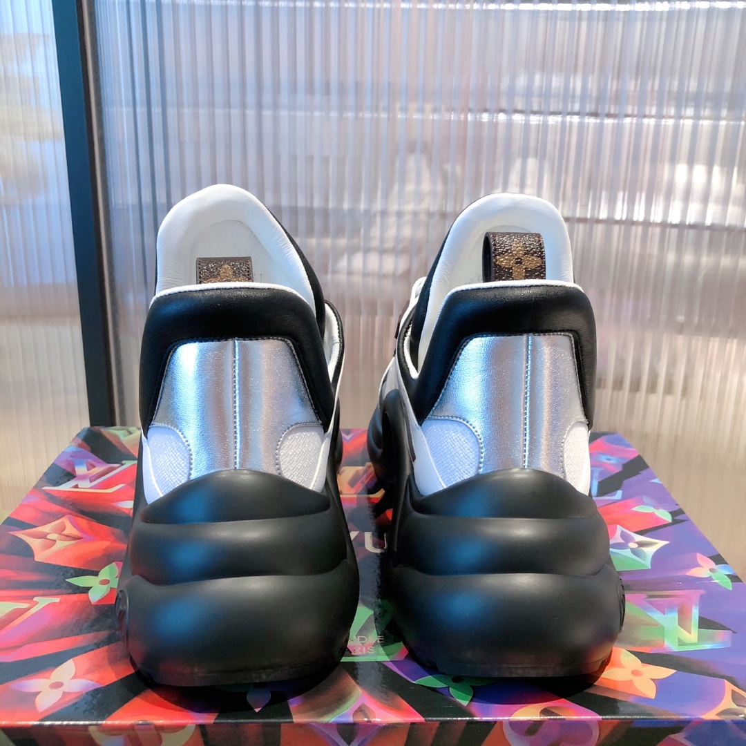 l0*is V*t0n archlight sneaker