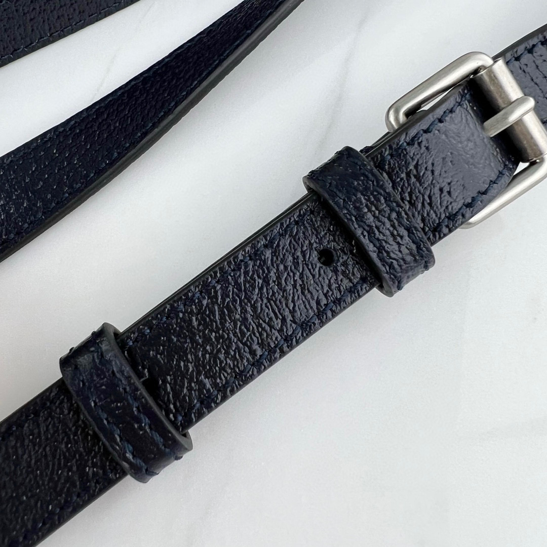 g*u*i gg S*p*e bag-23*24*5.5cm