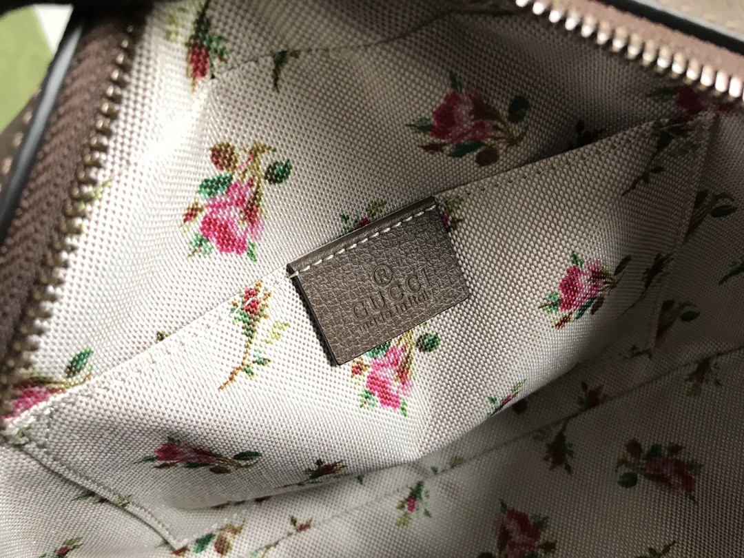 g*u*i vintage gg S*p*e-24*15*7.5cm