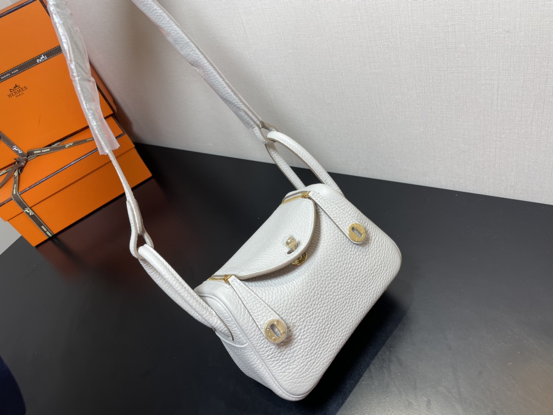 H**mes lindy 19-togo leather-19cm