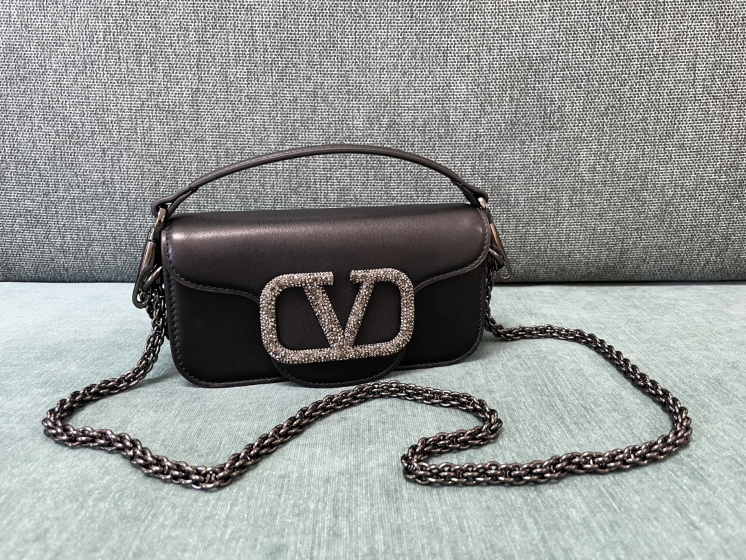 Va1e*ntin0 handbags-20*15*7cm