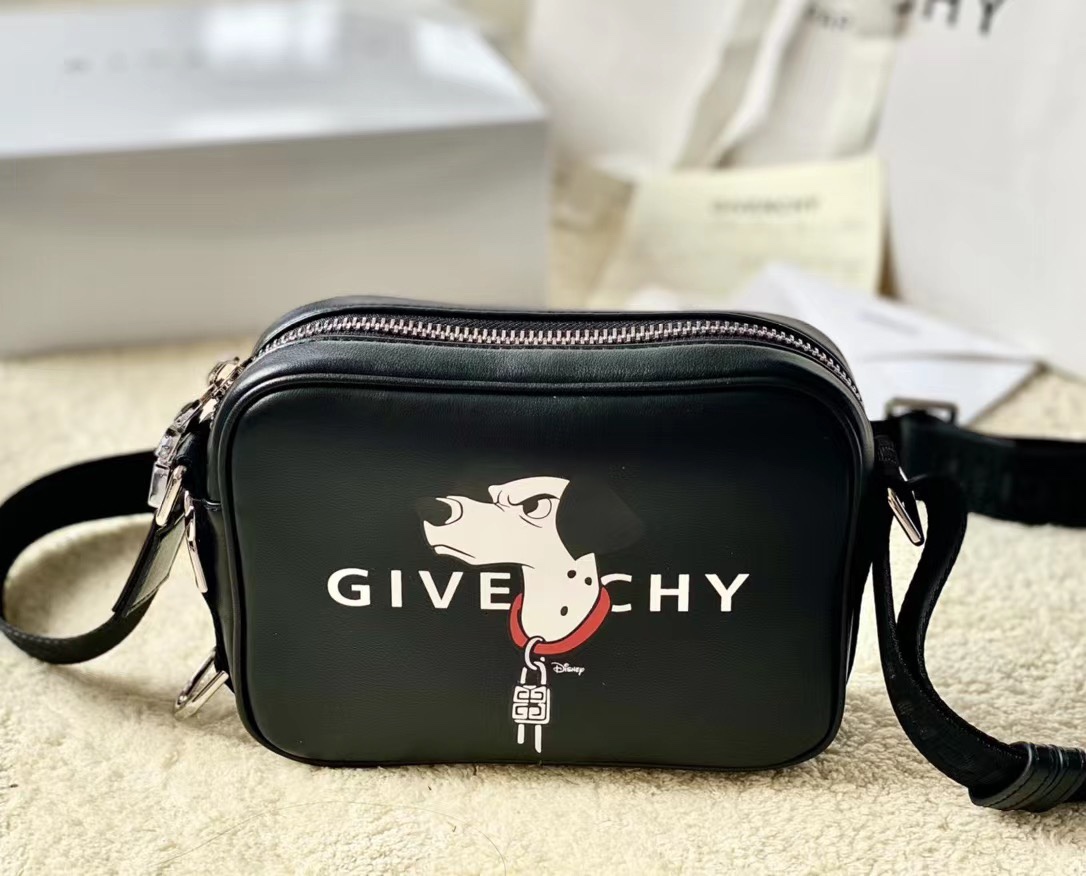 G1uenchy waist bag-16x11x8cm