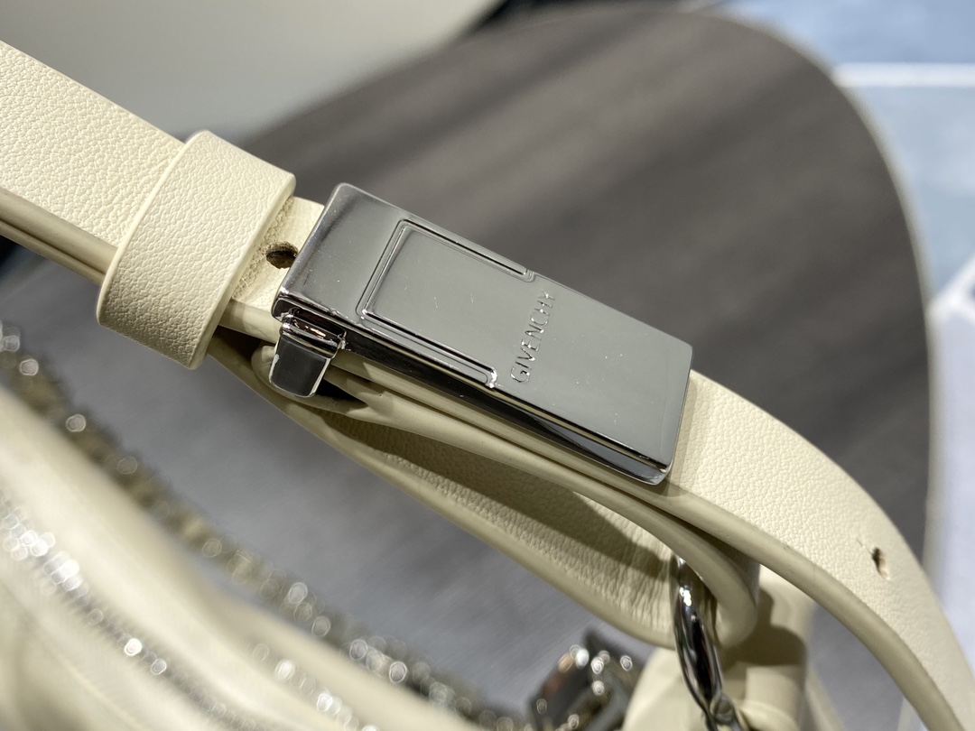 G1uenchy moon cut hobo-25x7x12cm